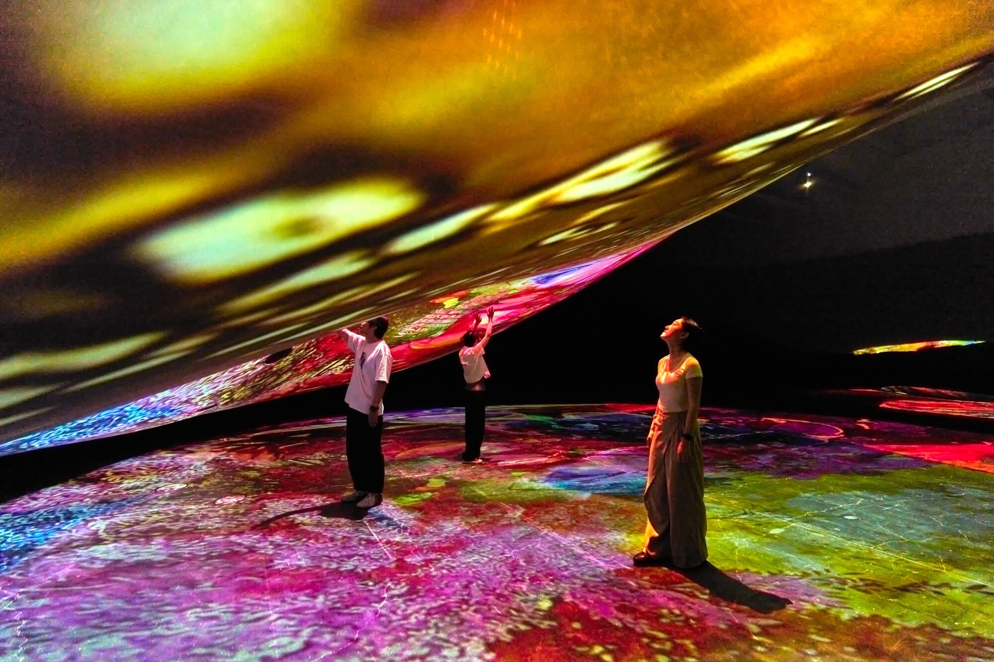 Pipilotti Rist: Your Palm is My Universe | UCCA Center for